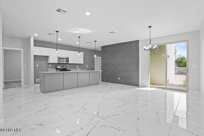 Building Photo - 11498 Summer Dr