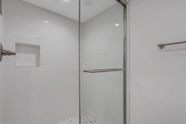 Building Photo - 632 Brackenwood Cove