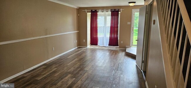 Building Photo - 6870 Ducketts Ln