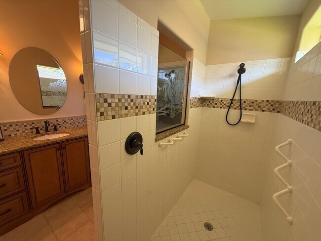 Building Photo - Beautiful 3 bedroom, 2 Bathroom home in the Turnbull Bay Golf Course Community