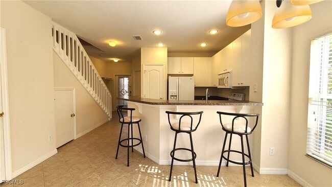 Building Photo - 1392 Weeping Willow Ct