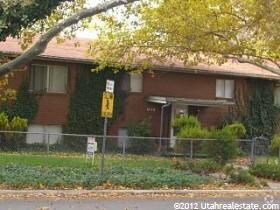 Building Photo - 2 Bedroom in Great Salt Lake location!