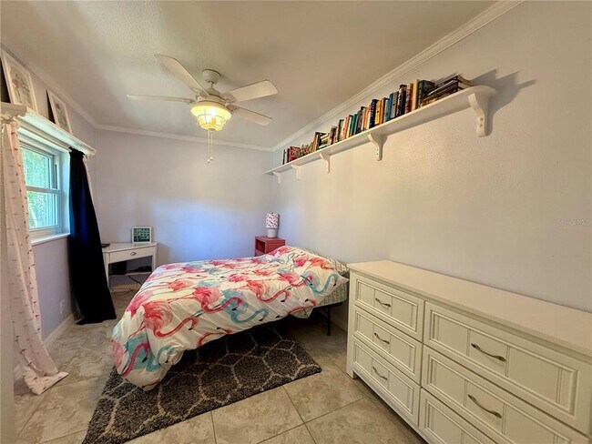 Building Photo - 2226 S Daytona Ave