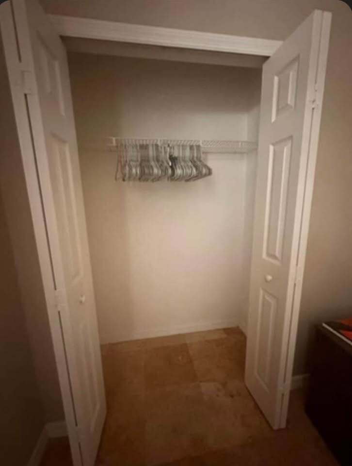 Building Photo - 4887 Adair Oak Dr
