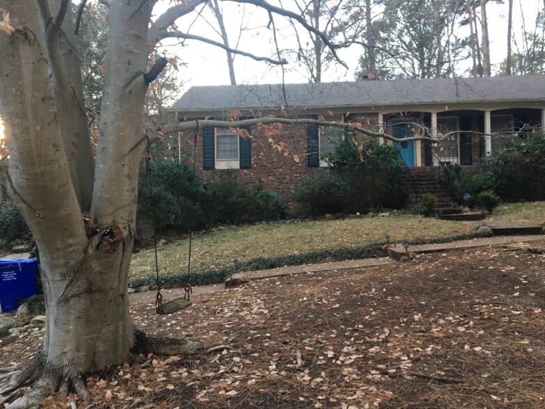 Building Photo - 1515 Cumberland Rd