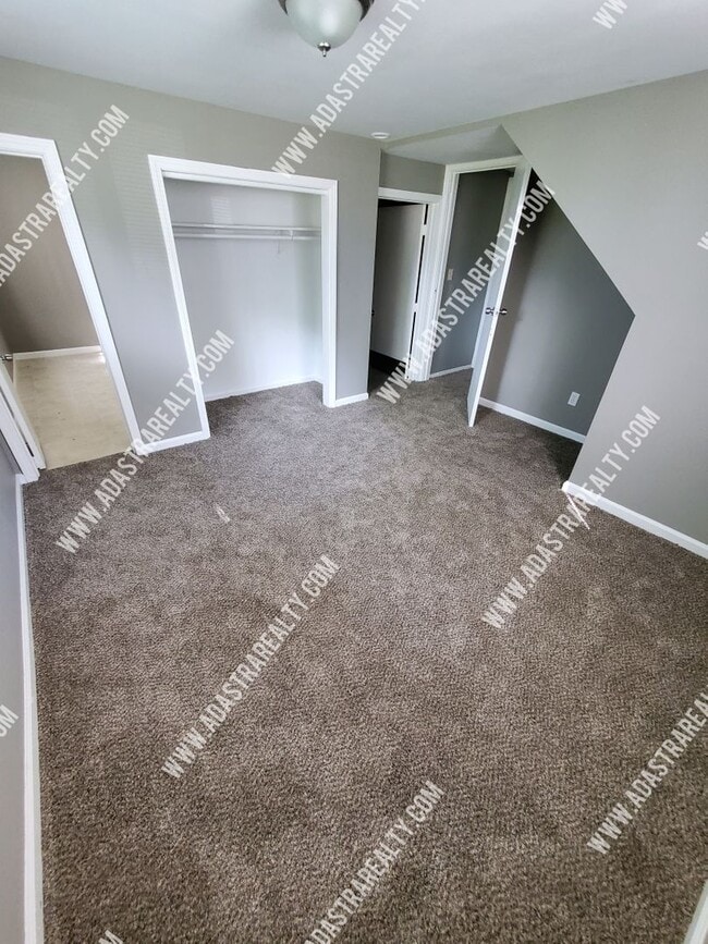 Building Photo - 9532 Booth Ave