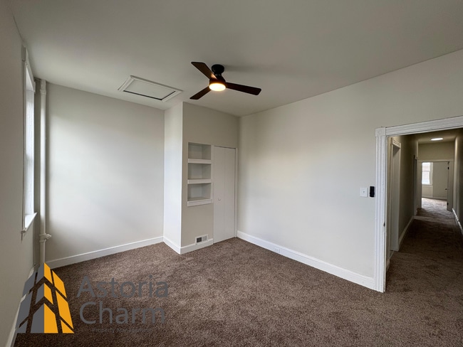 Building Photo - Updated 3-Bedroom Rental with Open Layout ...