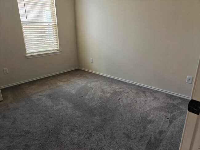 Building Photo - 1731 Gray Hawk Dr