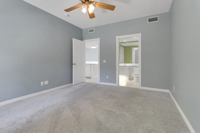 Building Photo - 28721 Alessandria Cir
