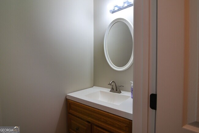 Building Photo - 2013 Ridgestone Landing SW