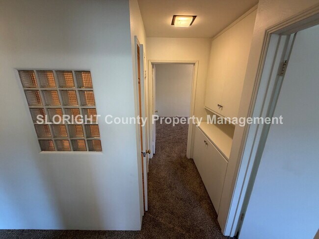 Building Photo - AVAILABLE JUNE - 4 Bed/ 2 Bath SLO Home