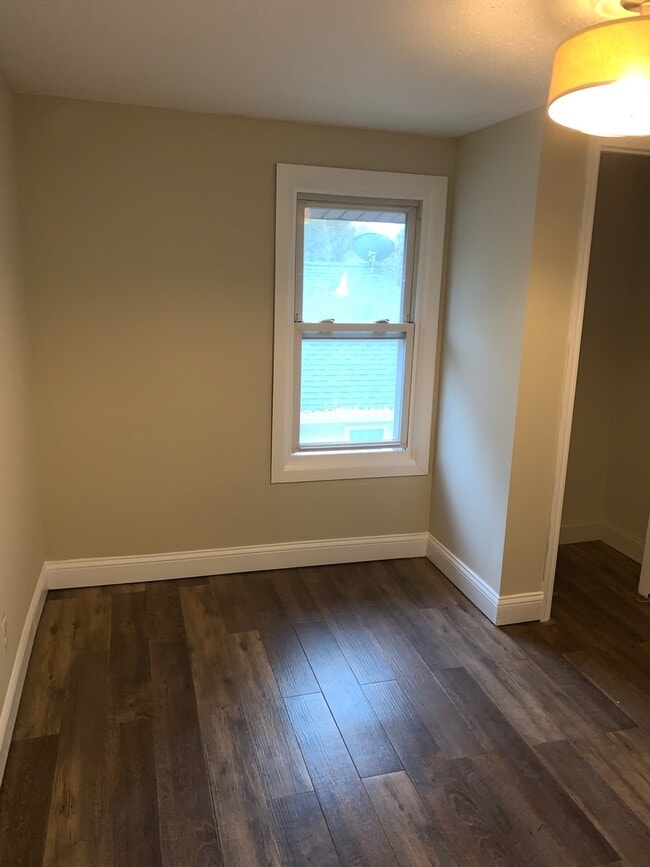 Building Photo - Beautiful 3 bedroom house for rent in Minneapolis!!