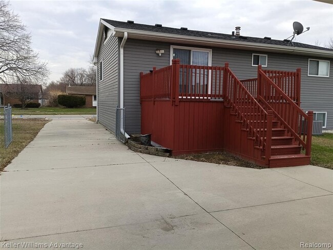 Building Photo - 15730 Anthony St