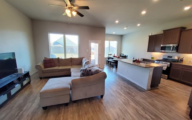 Building Photo - 24418 Hollow Gate Meadow Ct