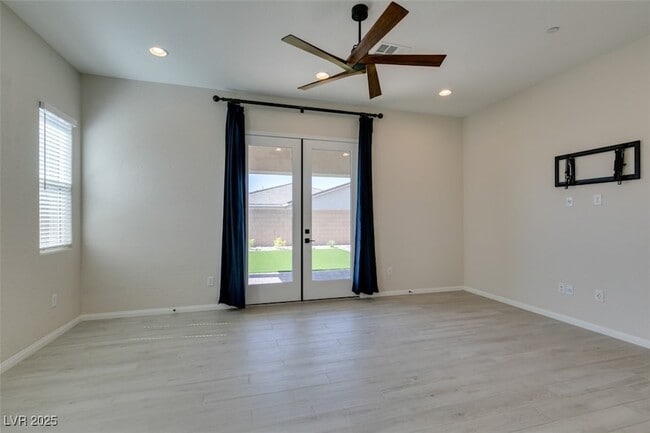 Building Photo - 10973 Krista Leigh Ave