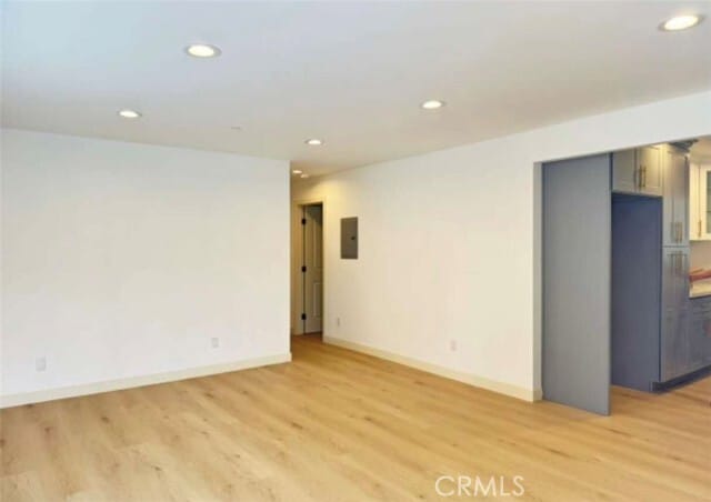 Building Photo - 3221 Evelyn Ave