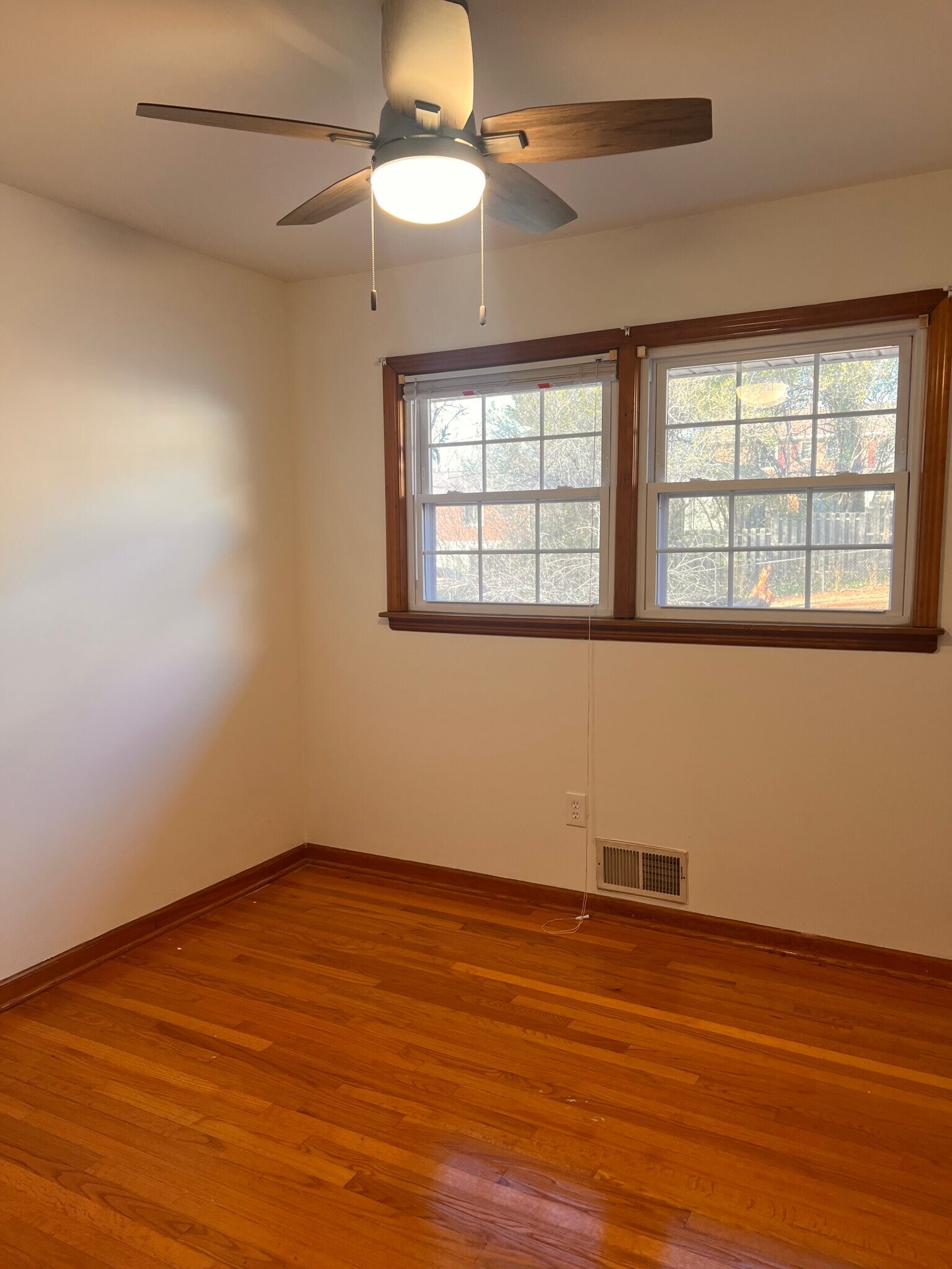 Building Photo - 924 Claiborne Ave