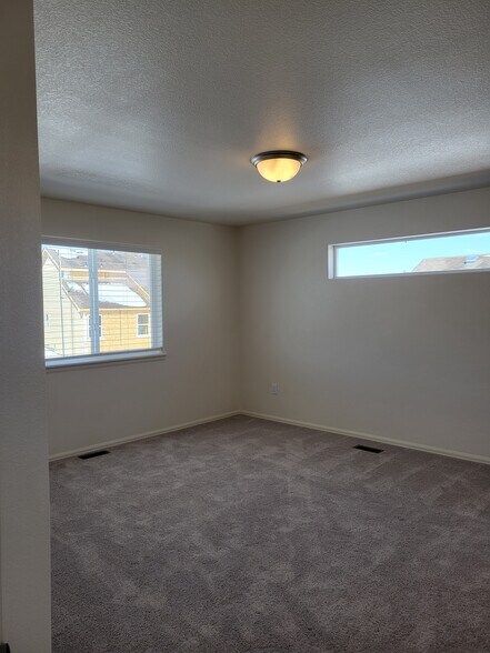 Building Photo - 1620 103rd Avenue Ct