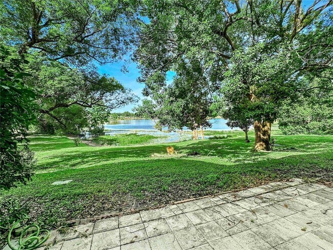 Building Photo - 4126 Plantation Cove Dr
