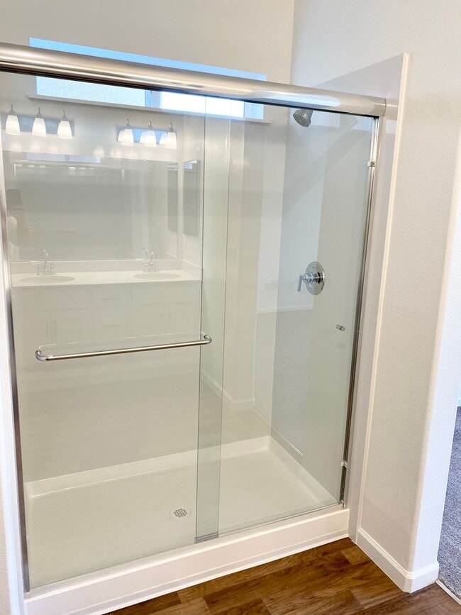 Building Photo - Spacious 4-Bed, 2-Bath Single-Level Home Near Boris Elementary