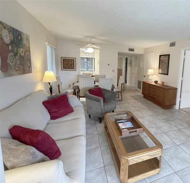 Building Photo - 4648 Longwater Chase