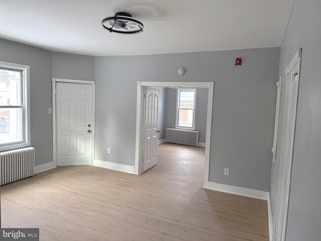 Building Photo - 905 Stone Rd