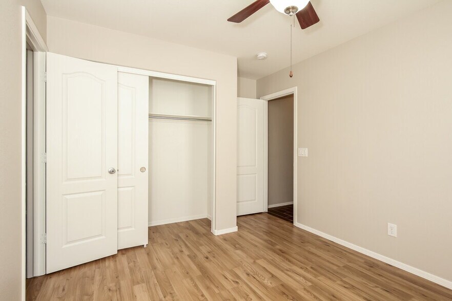 Building Photo - 21942 Creosote Ct