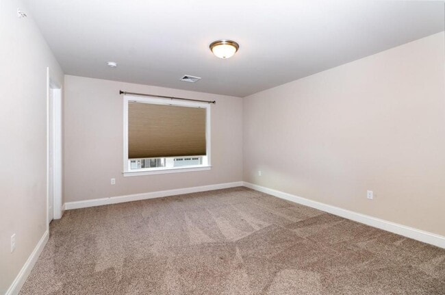 Building Photo - 539 Joseph Ct