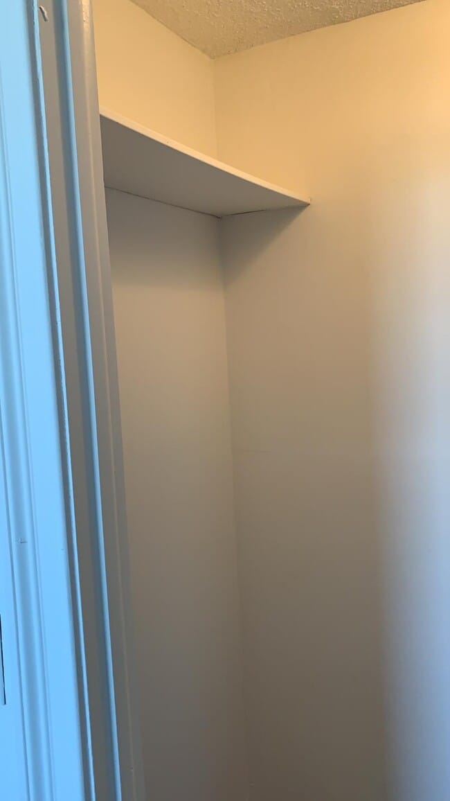 Building Photo - 15600 NW 7th Ave