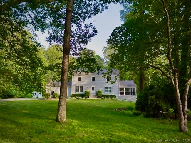 Building Photo - 161 Foggwood Rd