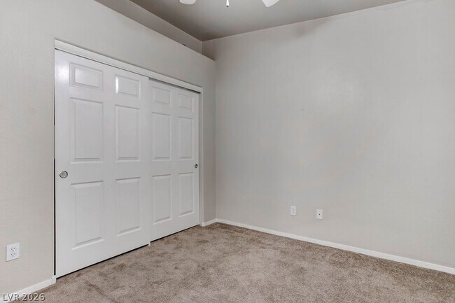 Building Photo - 1460 Dragon Rock Dr