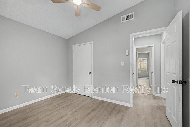 Building Photo - 8210 Kipling St