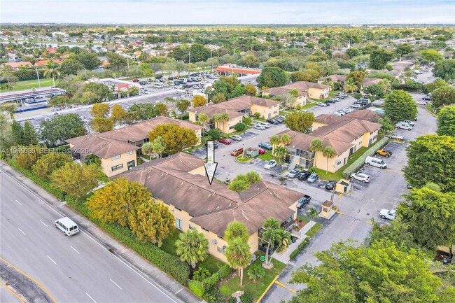 Building Photo - 15619 SW 73rd Cir Terrace