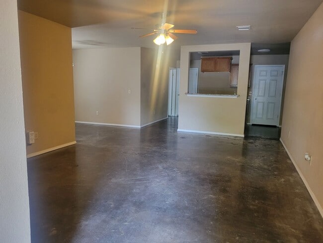 Building Photo - 2712 Steve's Way