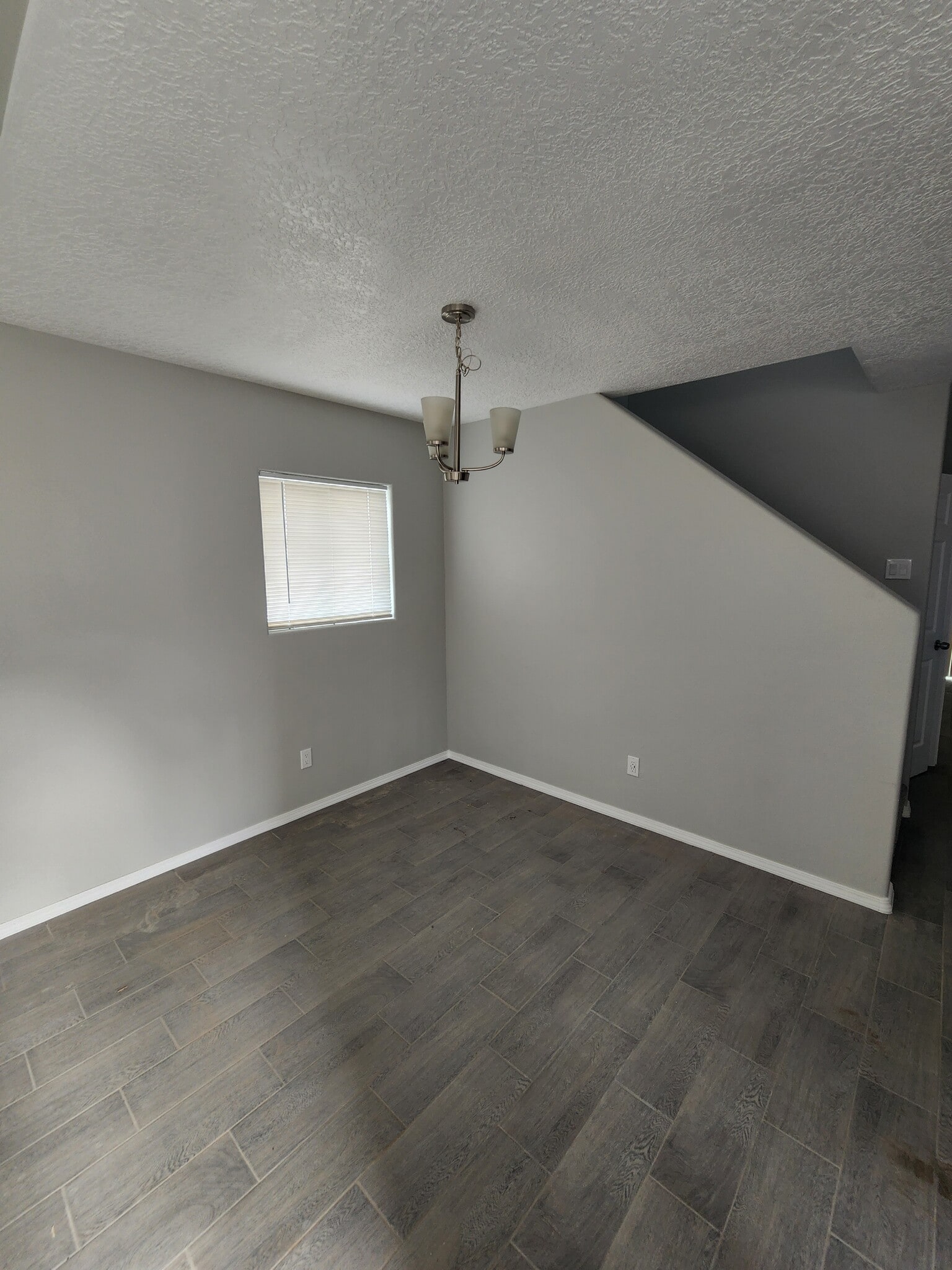 Building Photo - 315 Cornell Dr SE