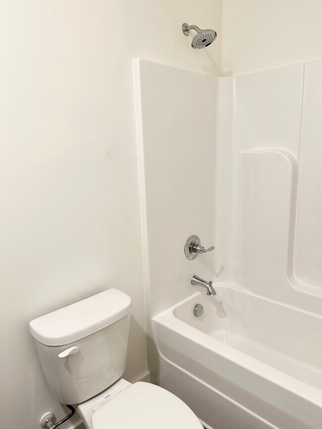 Building Photo - 4091 Textile Ln SW