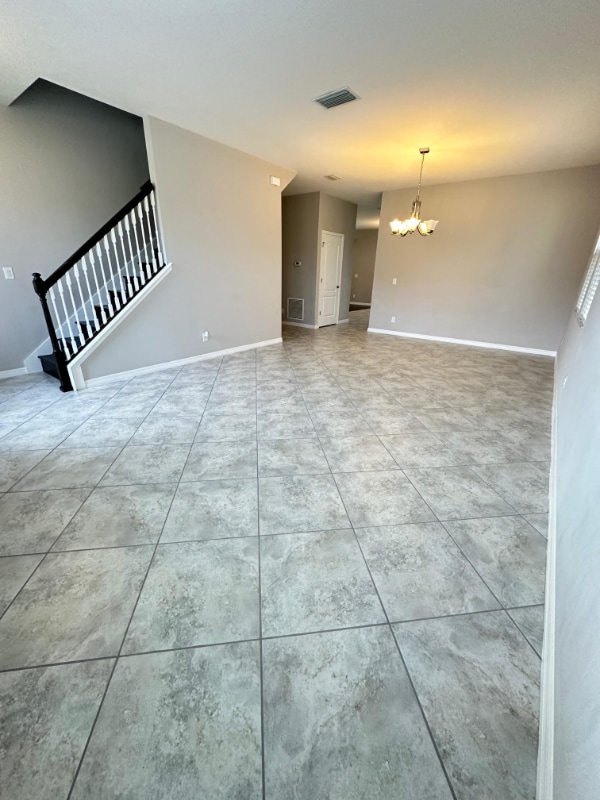 Building Photo - 4941 Maple Park St