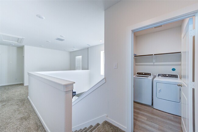 Building Photo - 31918 Holland Arbor Trl