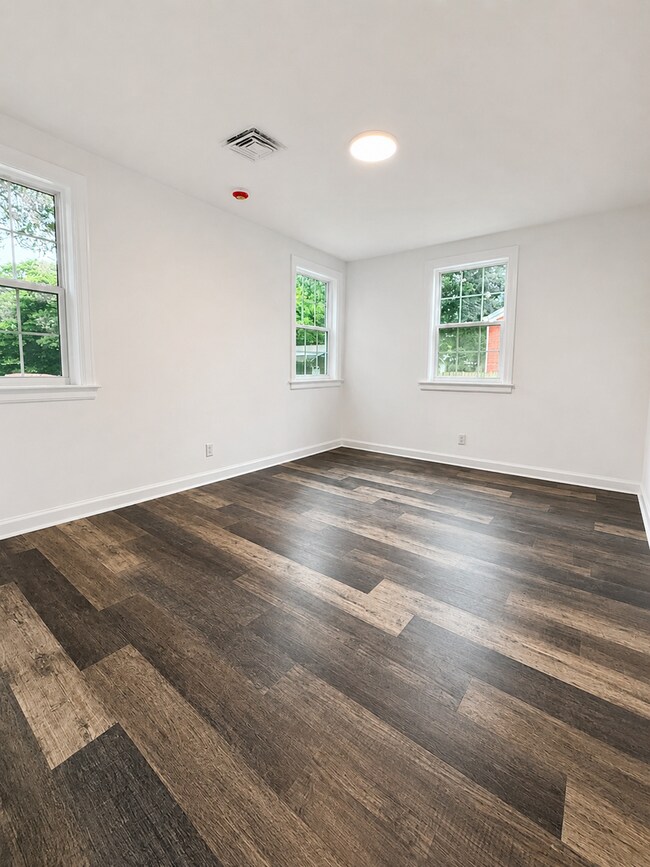 Building Photo - Recently Remodeled Home for Rent!