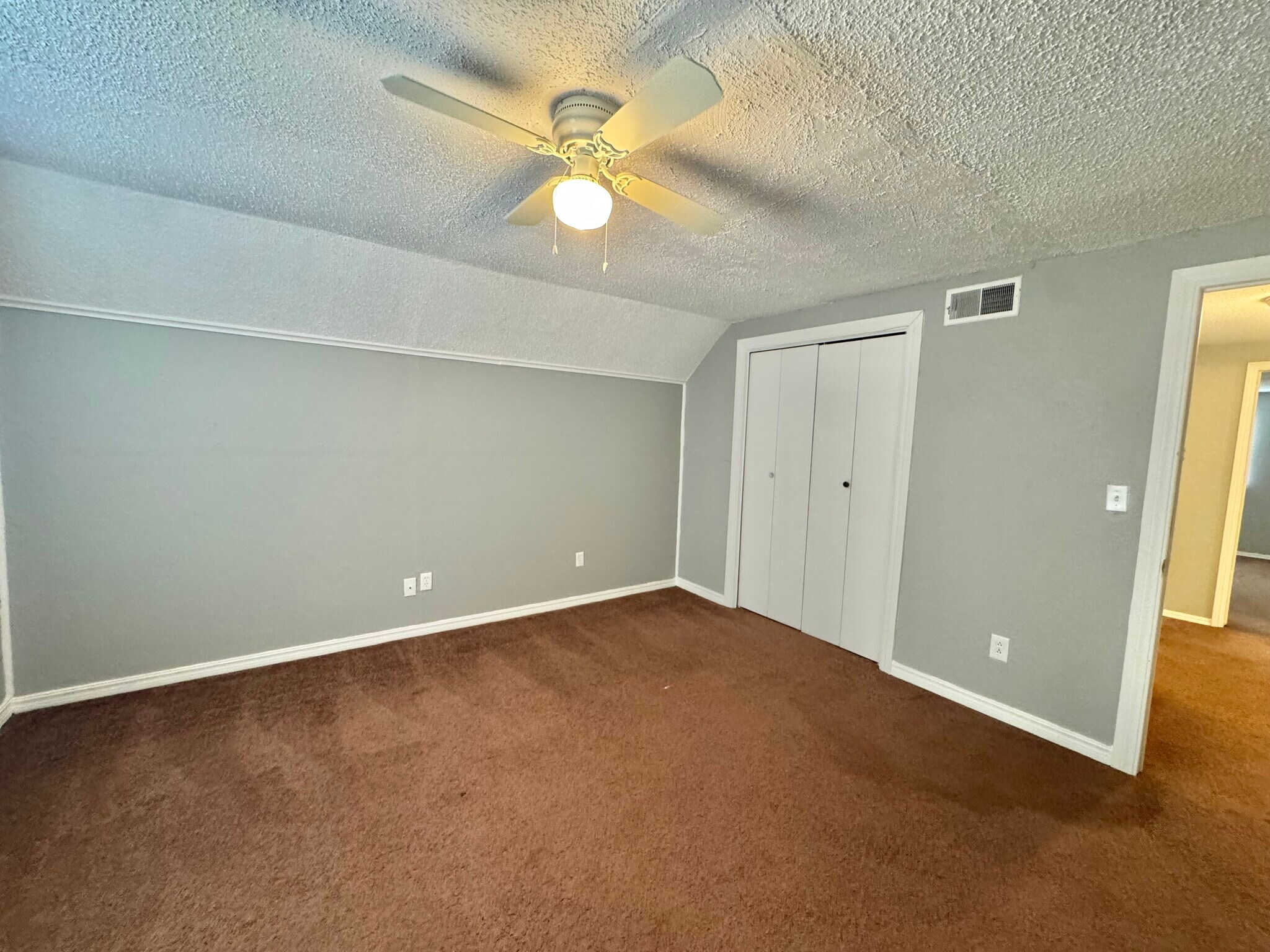 Building Photo - 3029 SW 62nd St