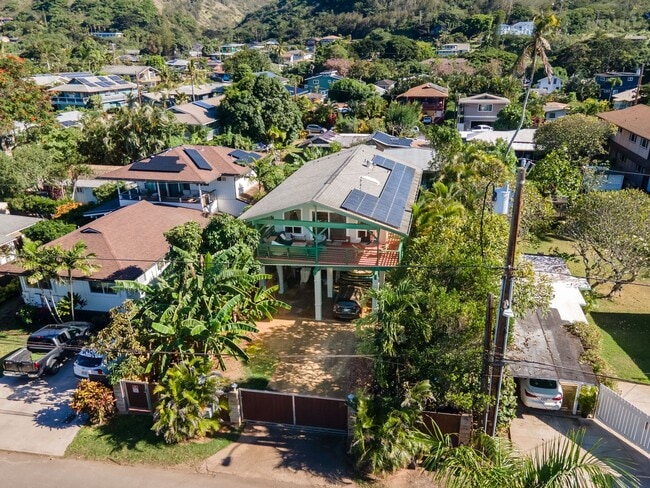 Building Photo - 59-018 Holawa St