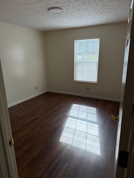 Building Photo - 28 Blevins Mayfield Rd