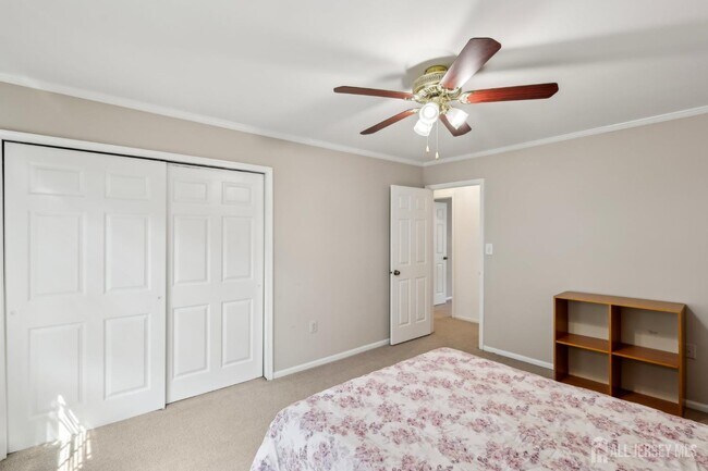 Building Photo - 12 Titus Ln