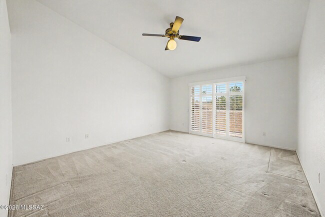 Building Photo - 2656 W Mountain Heights Ct
