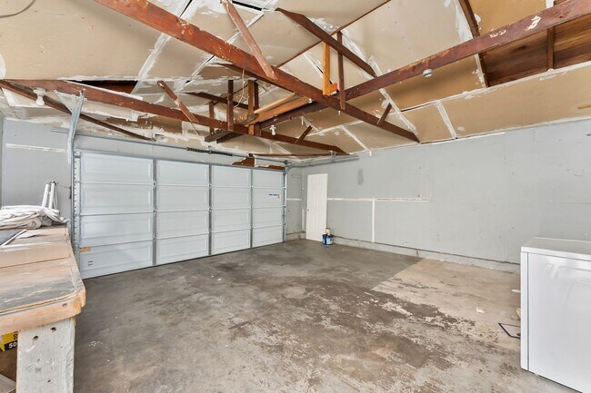 Building Photo - 4184 Cornelia Way