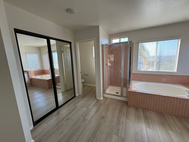 Building Photo - For Lease –Panoramic View Home