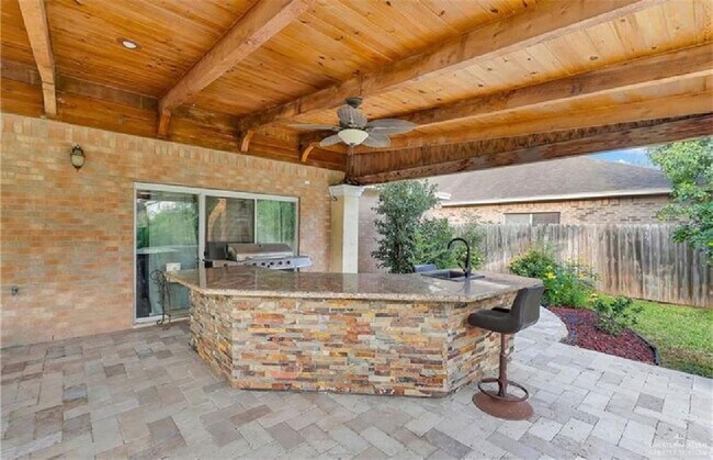 Building Photo - 24 Los Indios Pkwy