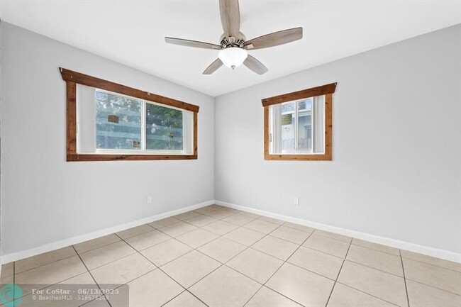 Building Photo - 481 NW 47th St