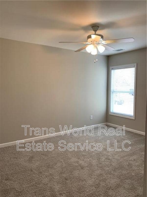 Building Photo - 2352 Jasmine Glen Dr