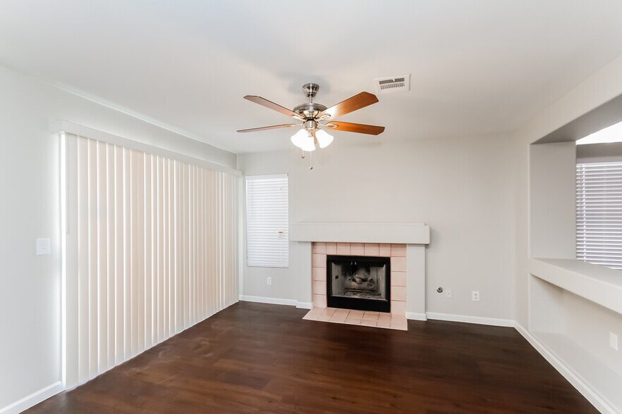 Building Photo - 175 Alterra Dr